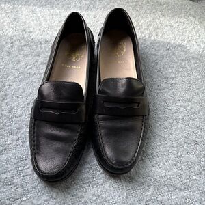 Cole Haan “Pinch” penny loafters size 8 EUC!